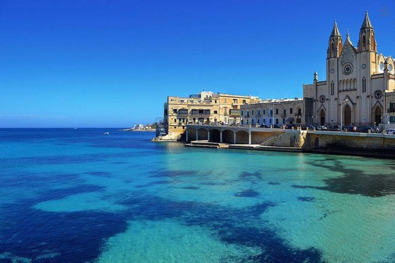 Chic 2Br Penthouse Steps From The Promenade Appartement Sliema Buitenkant foto
